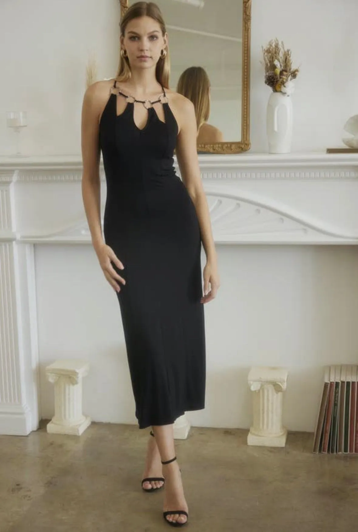 LONG HALTER GODDESS STYLE DRESS